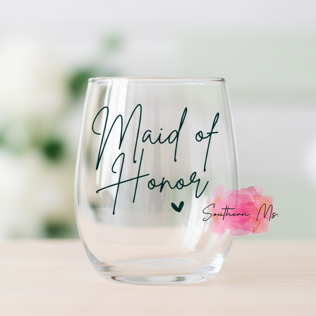 "Maid of Honor" Stemless Wine Glass – Chic Bridal Party Drinkware – Minimalist Wedding Keepsake
